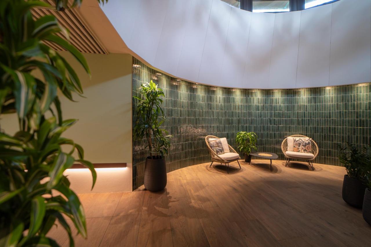 Savoy Beach Hotel & Thermal Spa Bibione Esterno foto The interior of the lounge