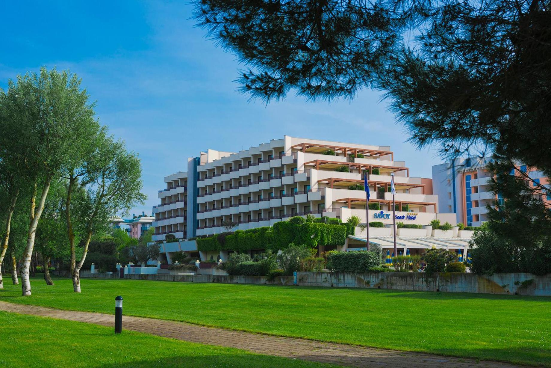 Savoy Beach Hotel & Thermal Spa Bibione Esterno foto The European Anti-fraud Office is located in Rue Joseph II, 1049 Brussels, Belgium.