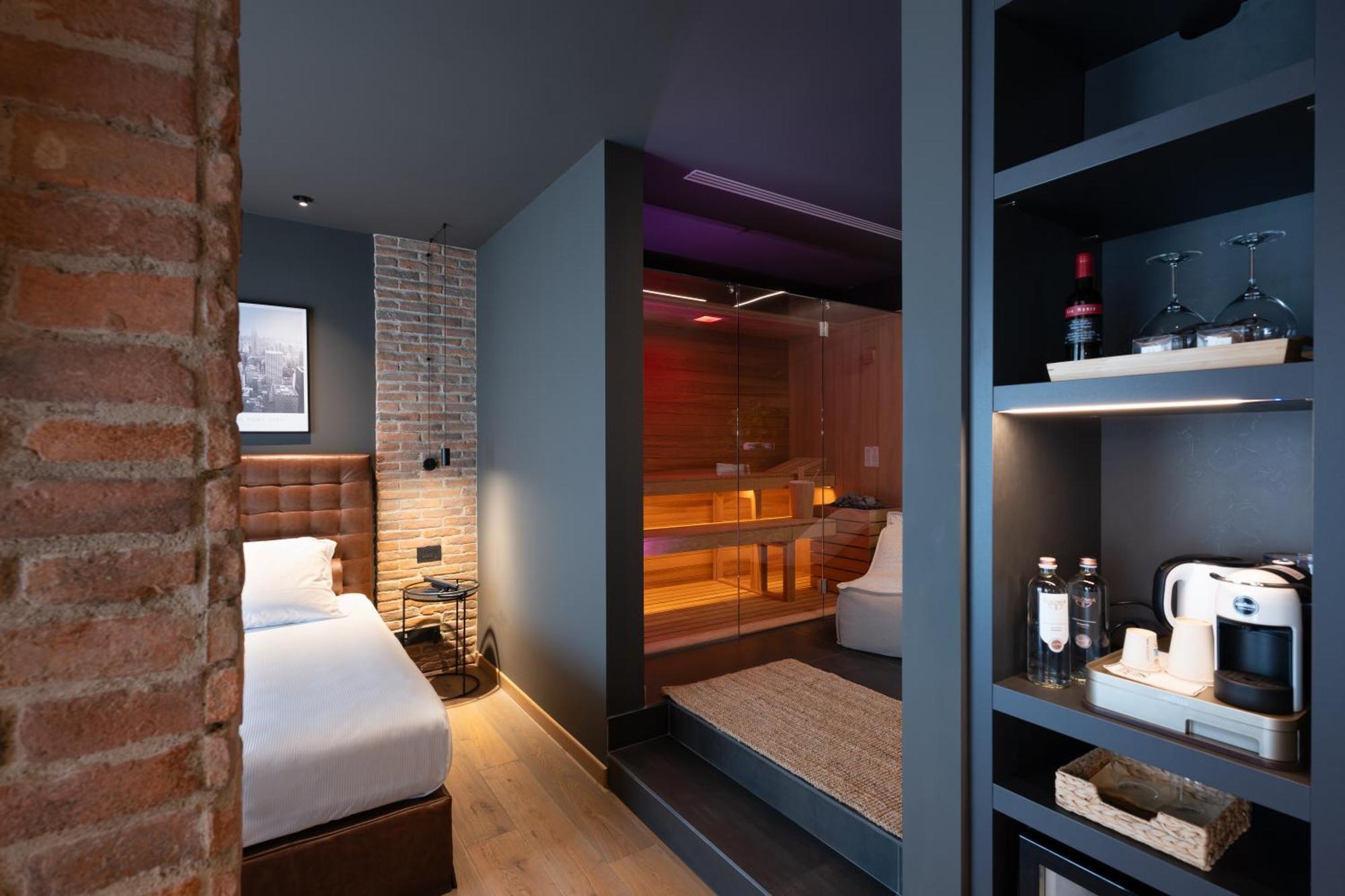 Savoy Beach Hotel & Thermal Spa Bibione Esterno foto A room at the hotel